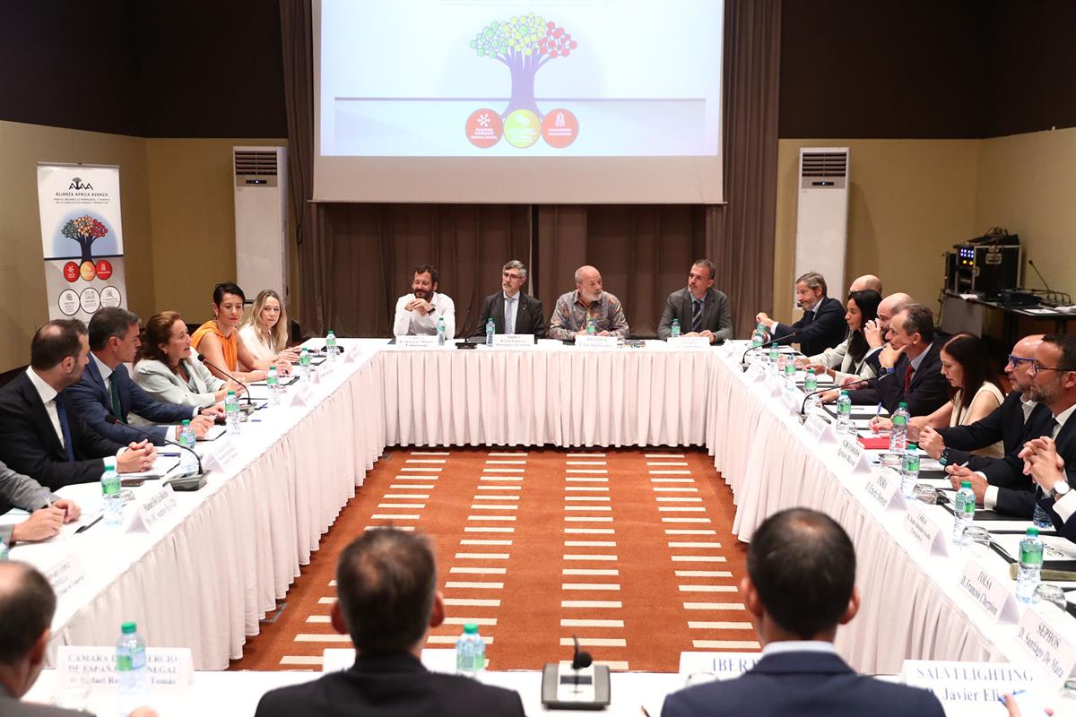 El presidente del Gobierno, Pedro Sánchez, participa en el desayuno empresarial España-República del Senegal. 